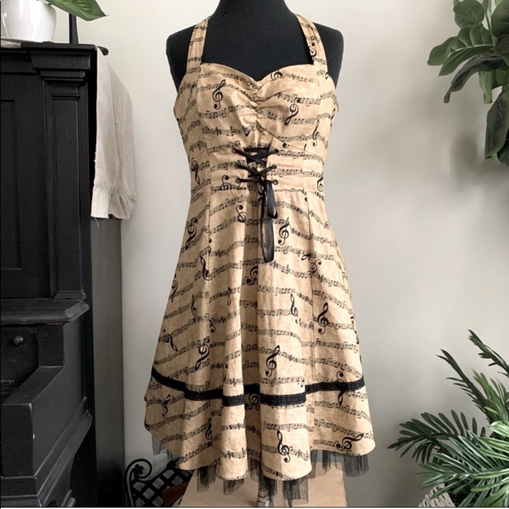 Hot topic dress music notes